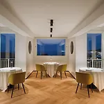 View Place & Hotel Numana