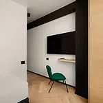 View Place & 5*