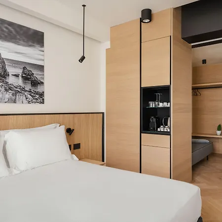 View Place & 5* Numana