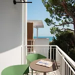 Otel View Place & Numana