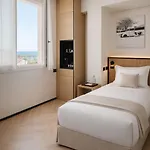 View Place & 5*