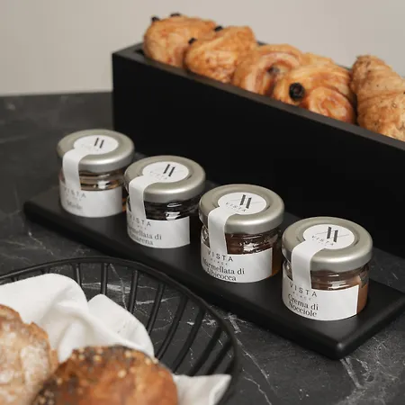 View Place & ヌマーナ