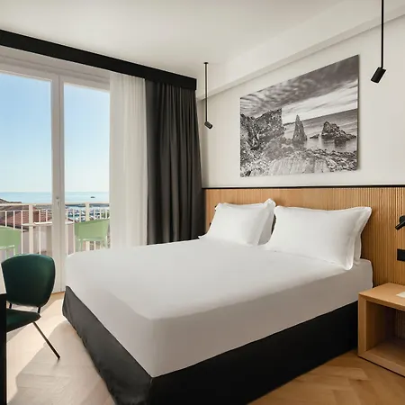 Hotel View Place & Numana