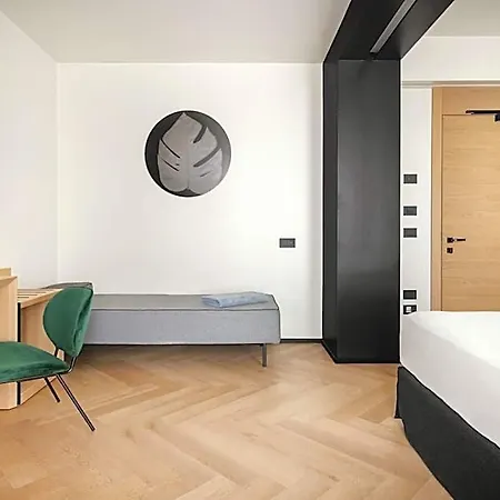 View Place & 5* Numana