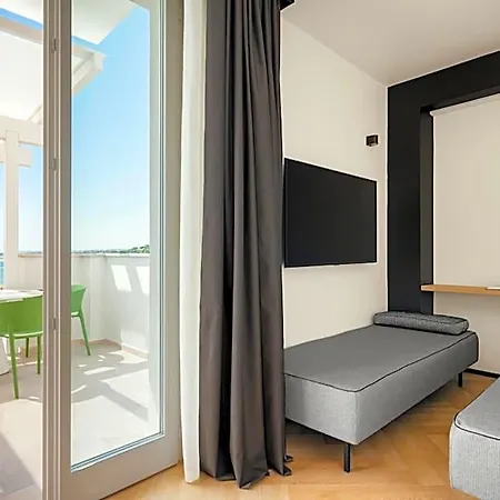 View Place & Hotel Numana