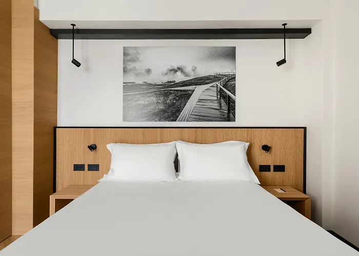 View Place & 5* Numana